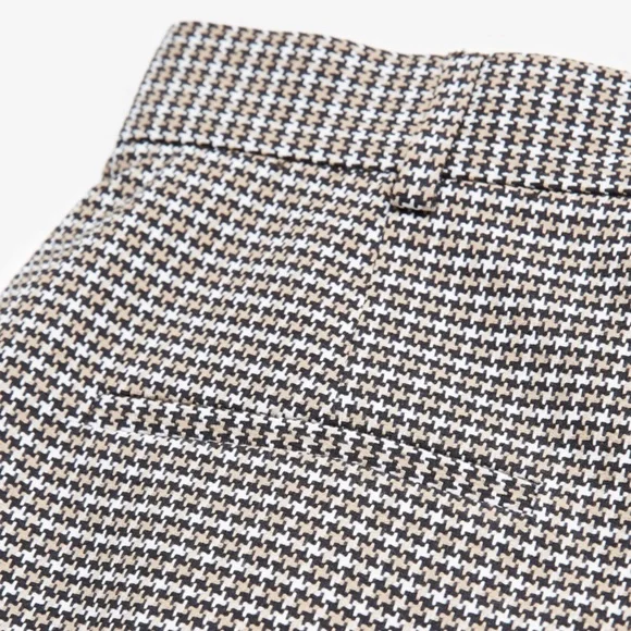 NWT The Kooples Straight Tailored-Cut Check Shorts Size 8 Beige Brown